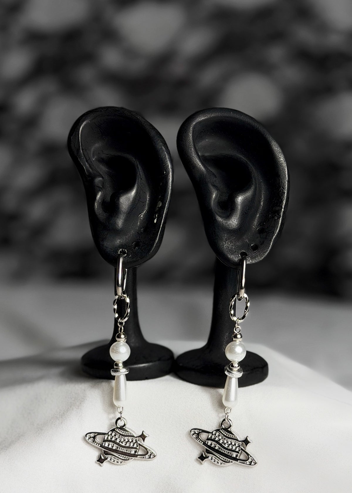 Paire de boucles d’oreilles argenté