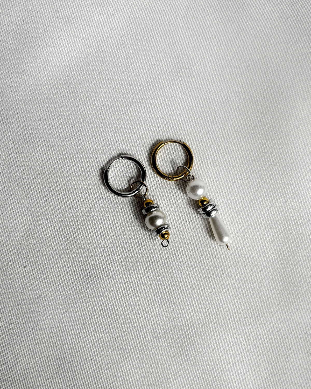 Paires de boucles d’oreilles mix doré & argenté