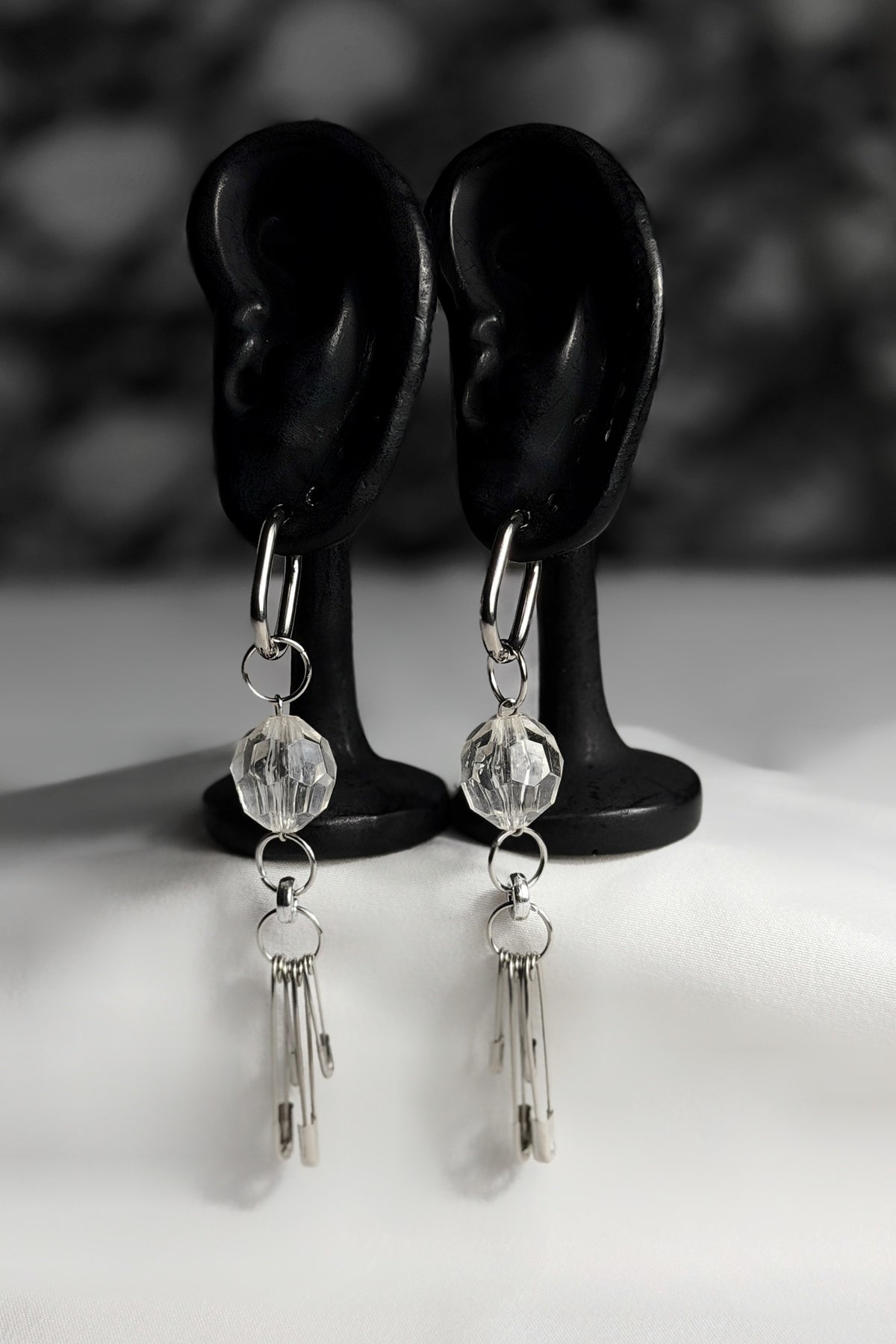 Paire de boucles d’oreilles argenté