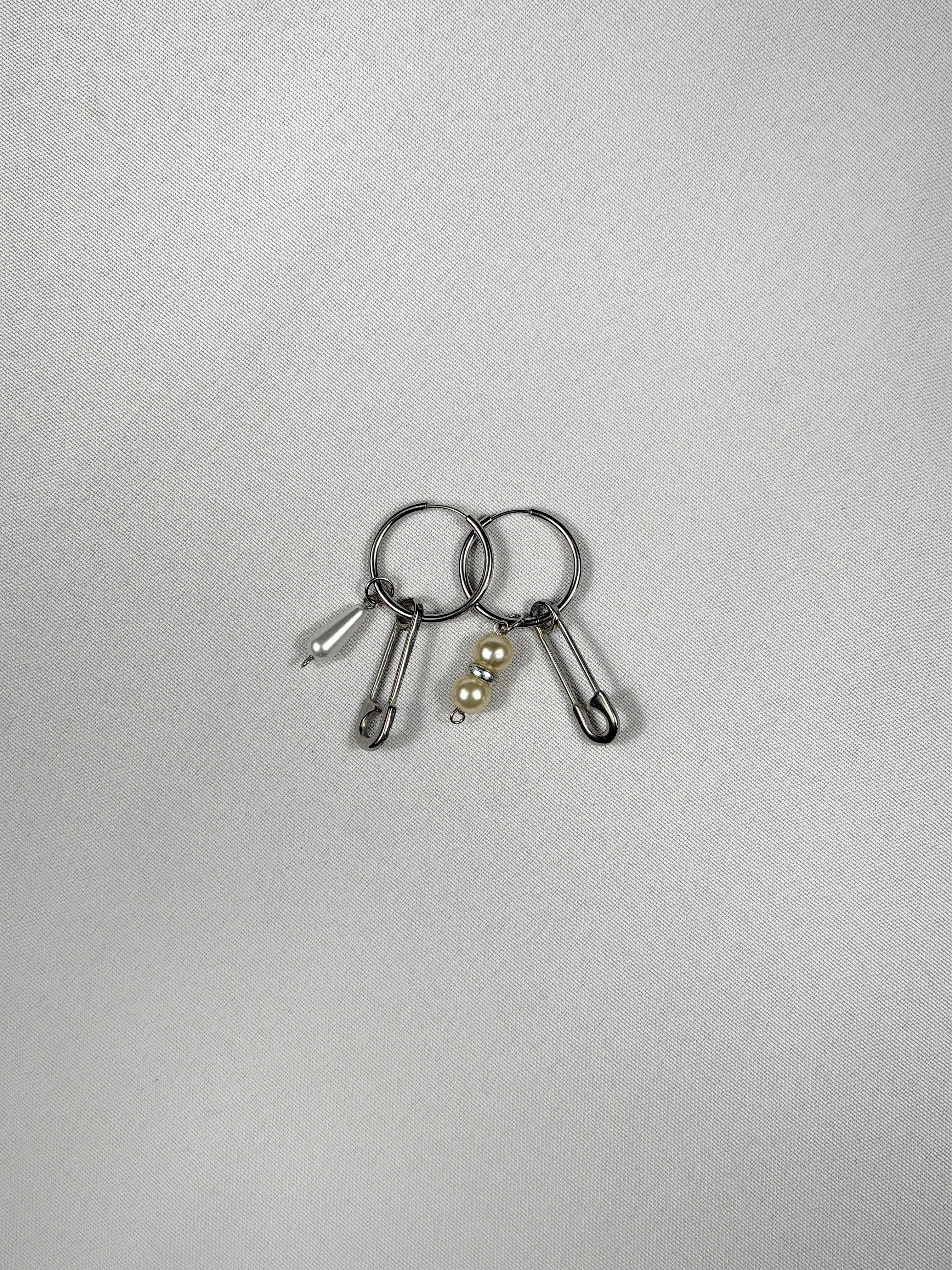 Paire de boucles d’oreilles argenté