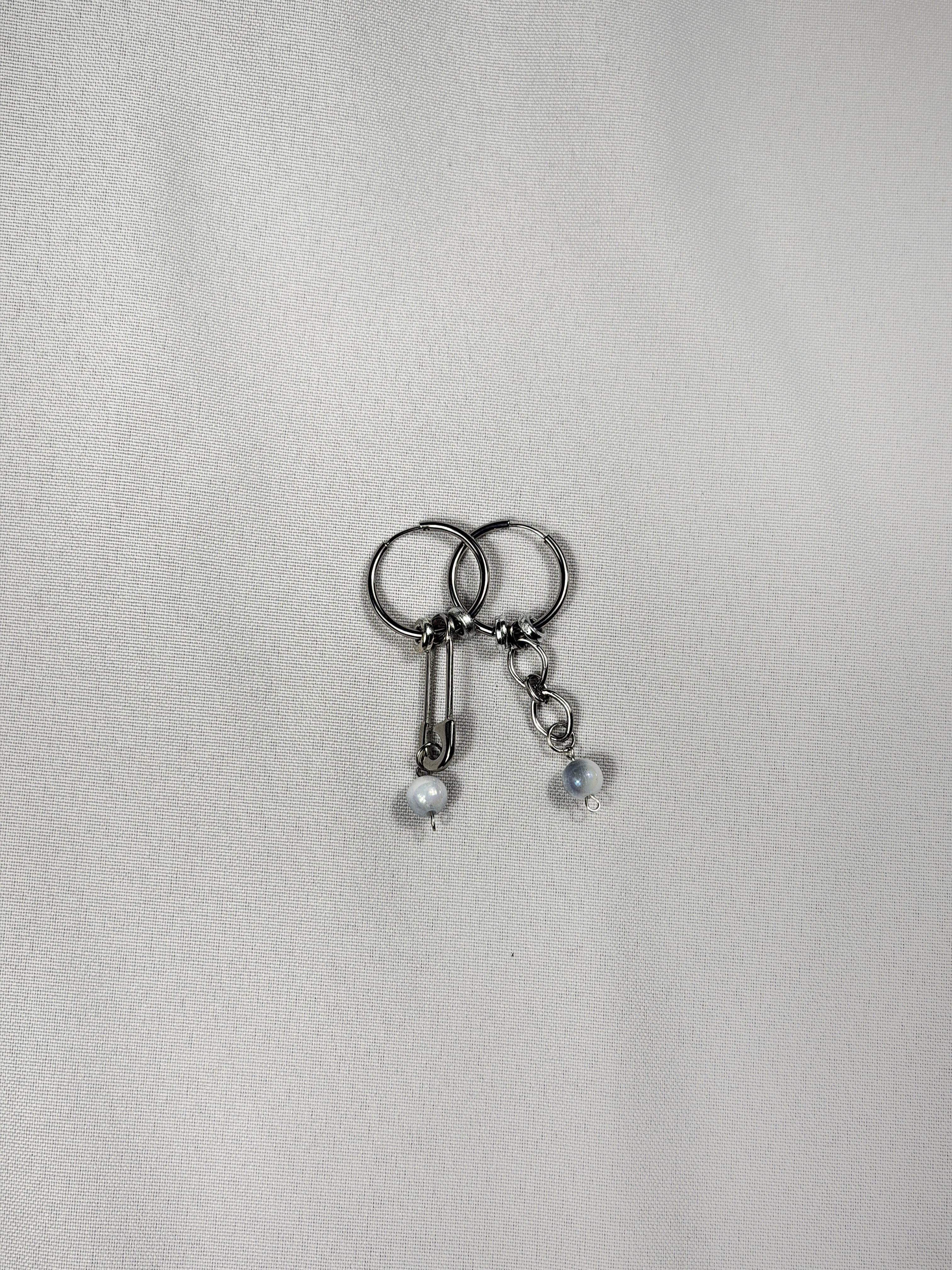 Paire de boucles d’oreilles argenté