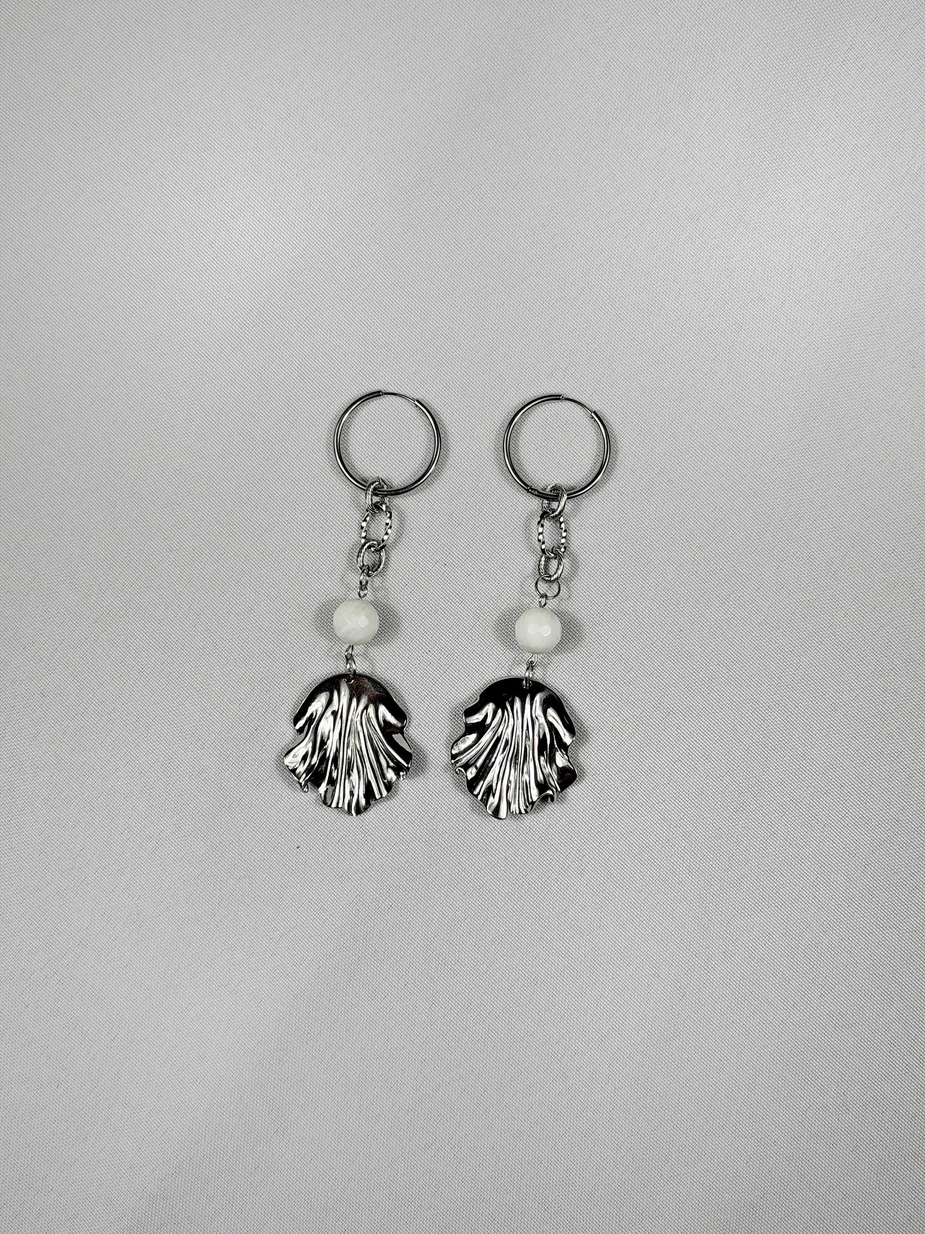 Paire de boucles d’oreilles argenté