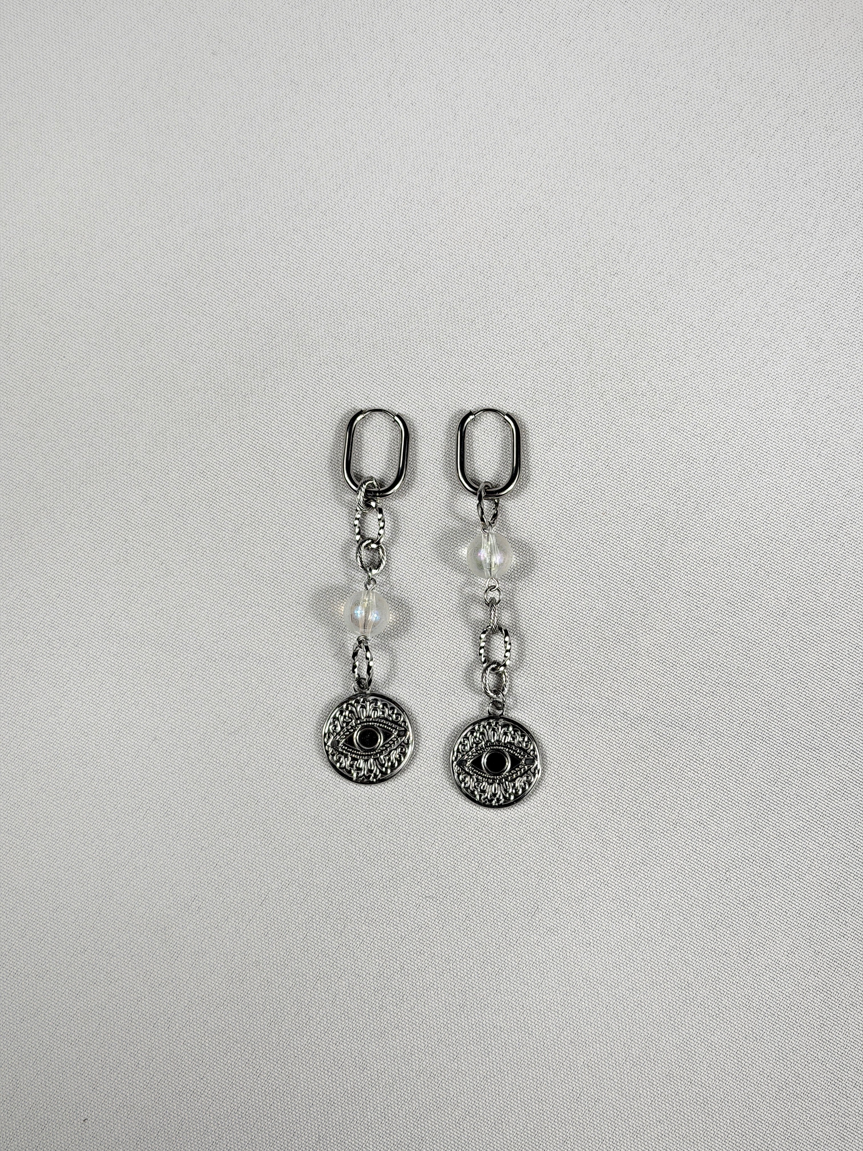 Paire de boucles d’oreilles argenté