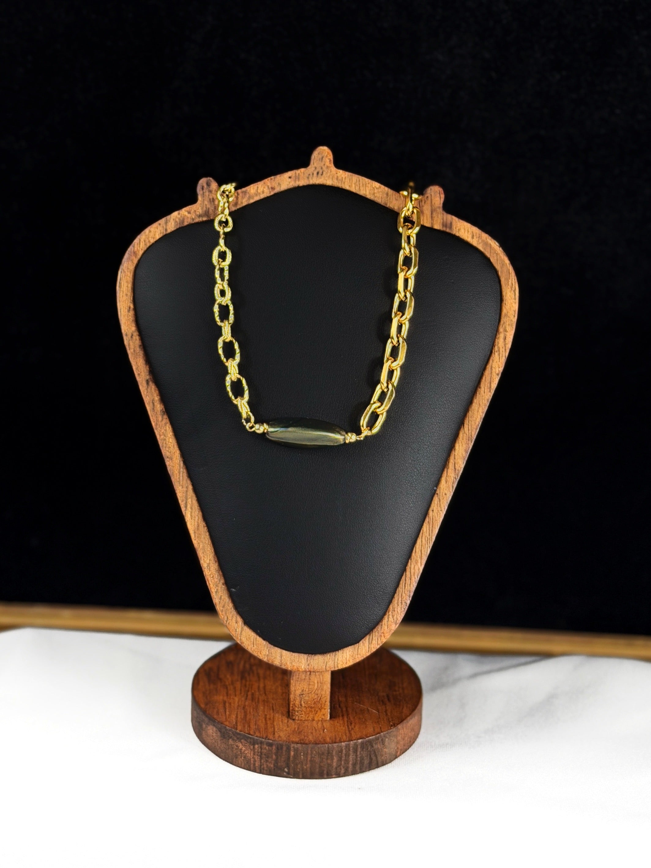 Collier doré