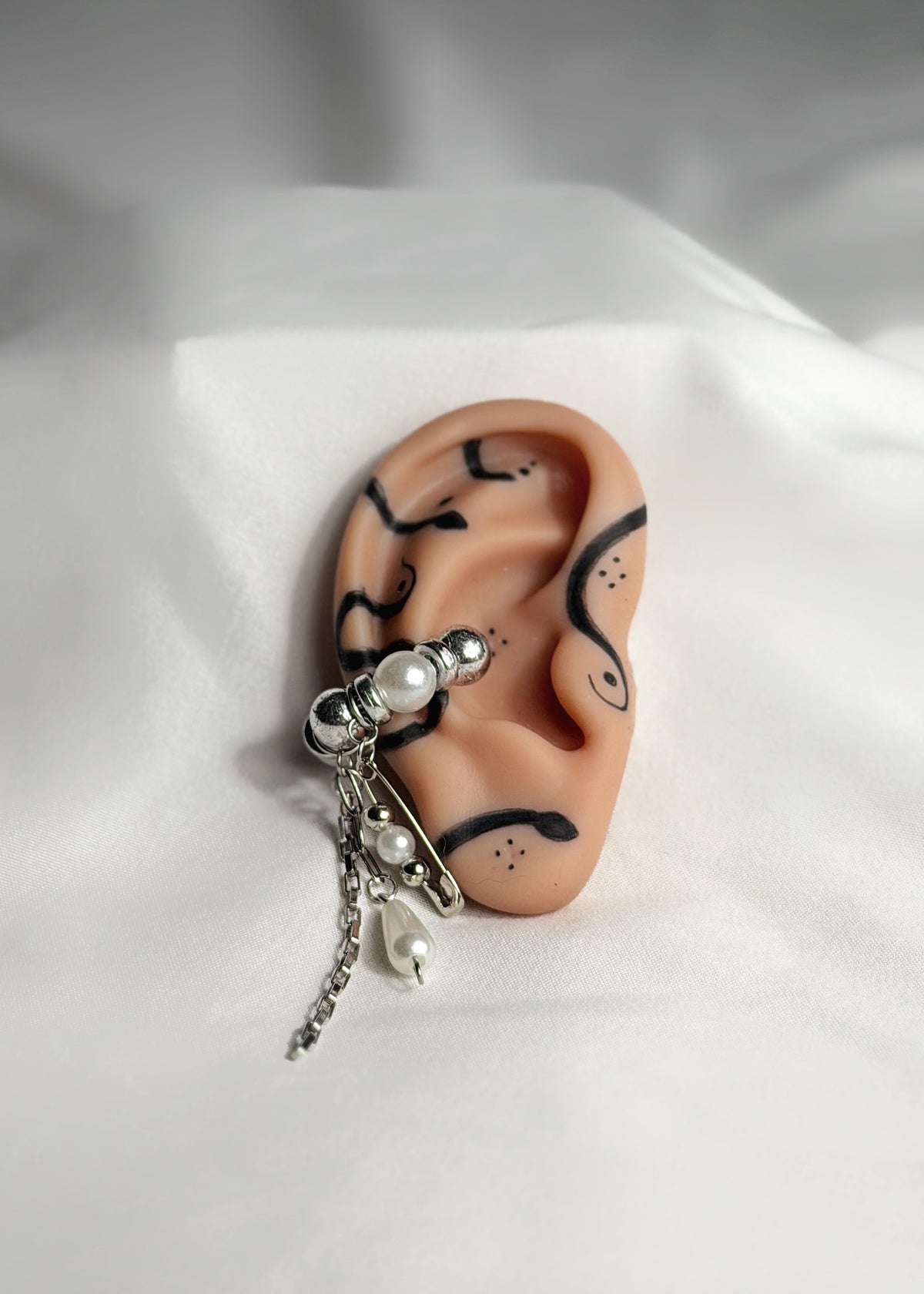 Earcuff à perles argenté