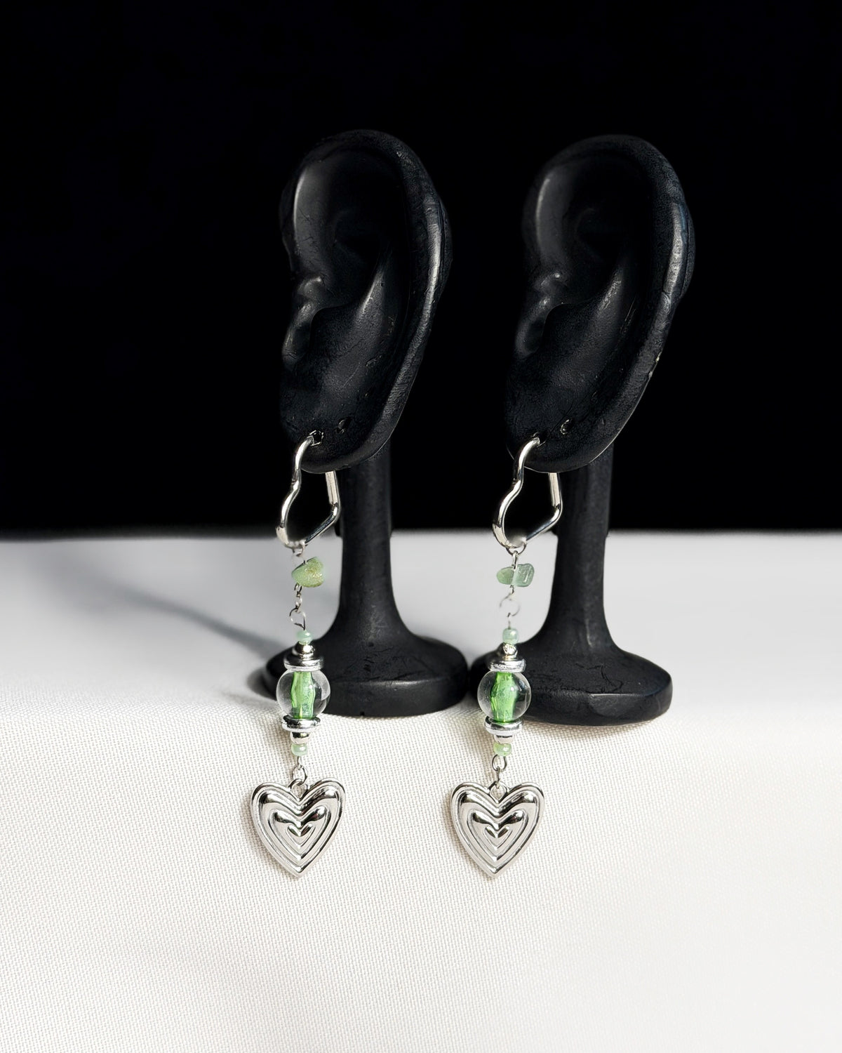 Paire de boucles d’oreilles argenté