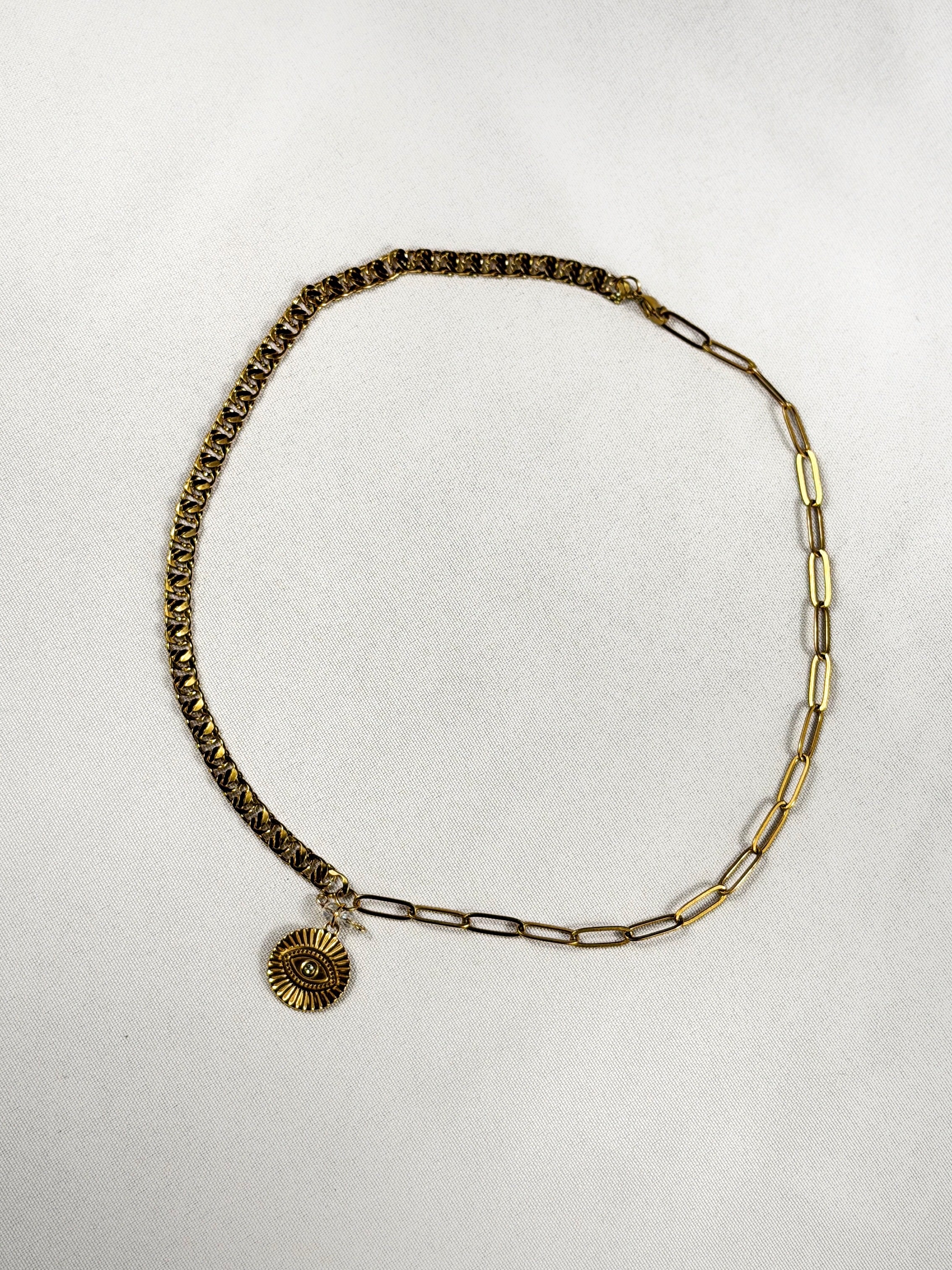 Collier doré