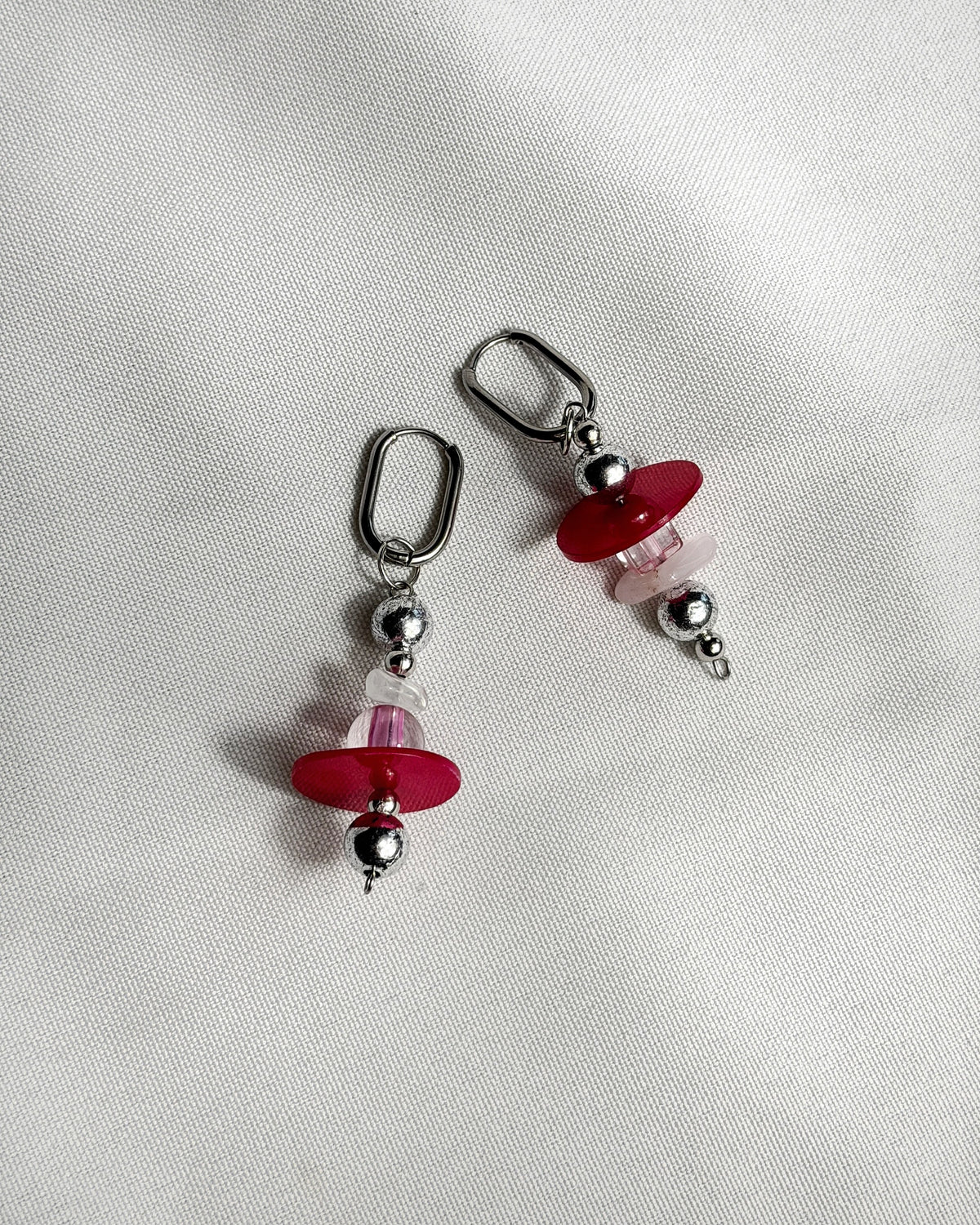 Paire de boucles d’oreilles argenté