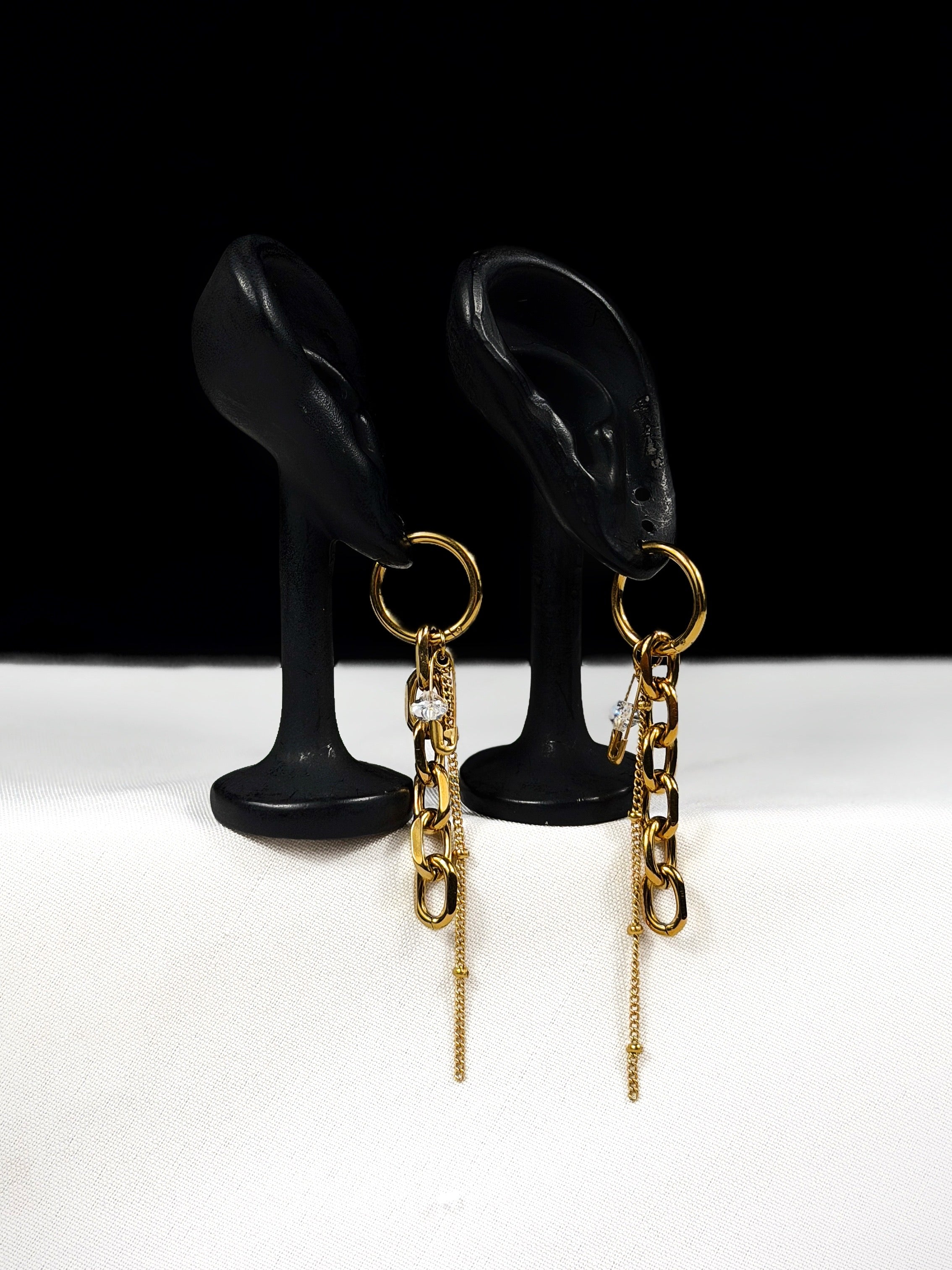 Paire de boucles d’oreilles doré