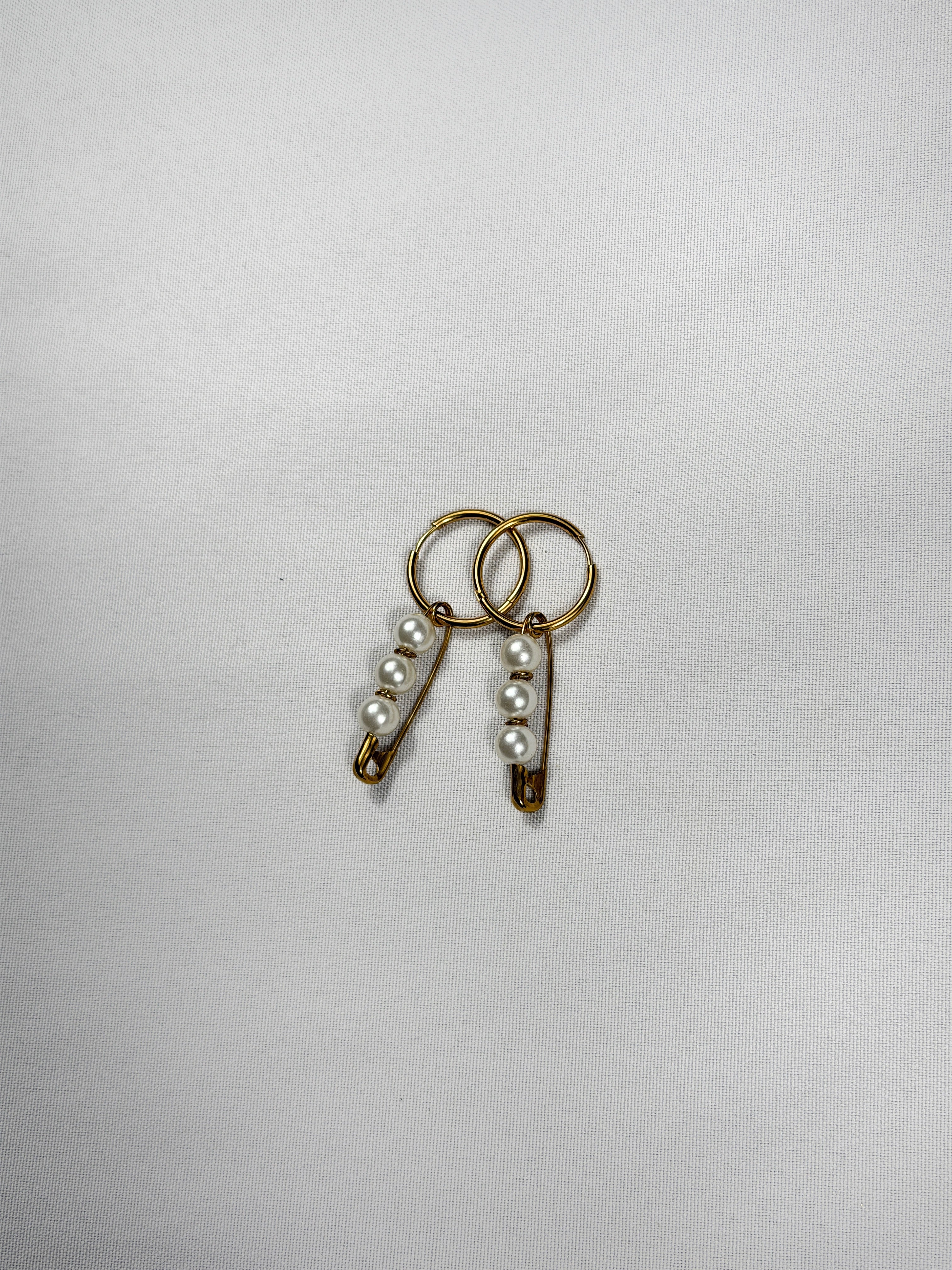 Paire de boucles d’oreilles doré