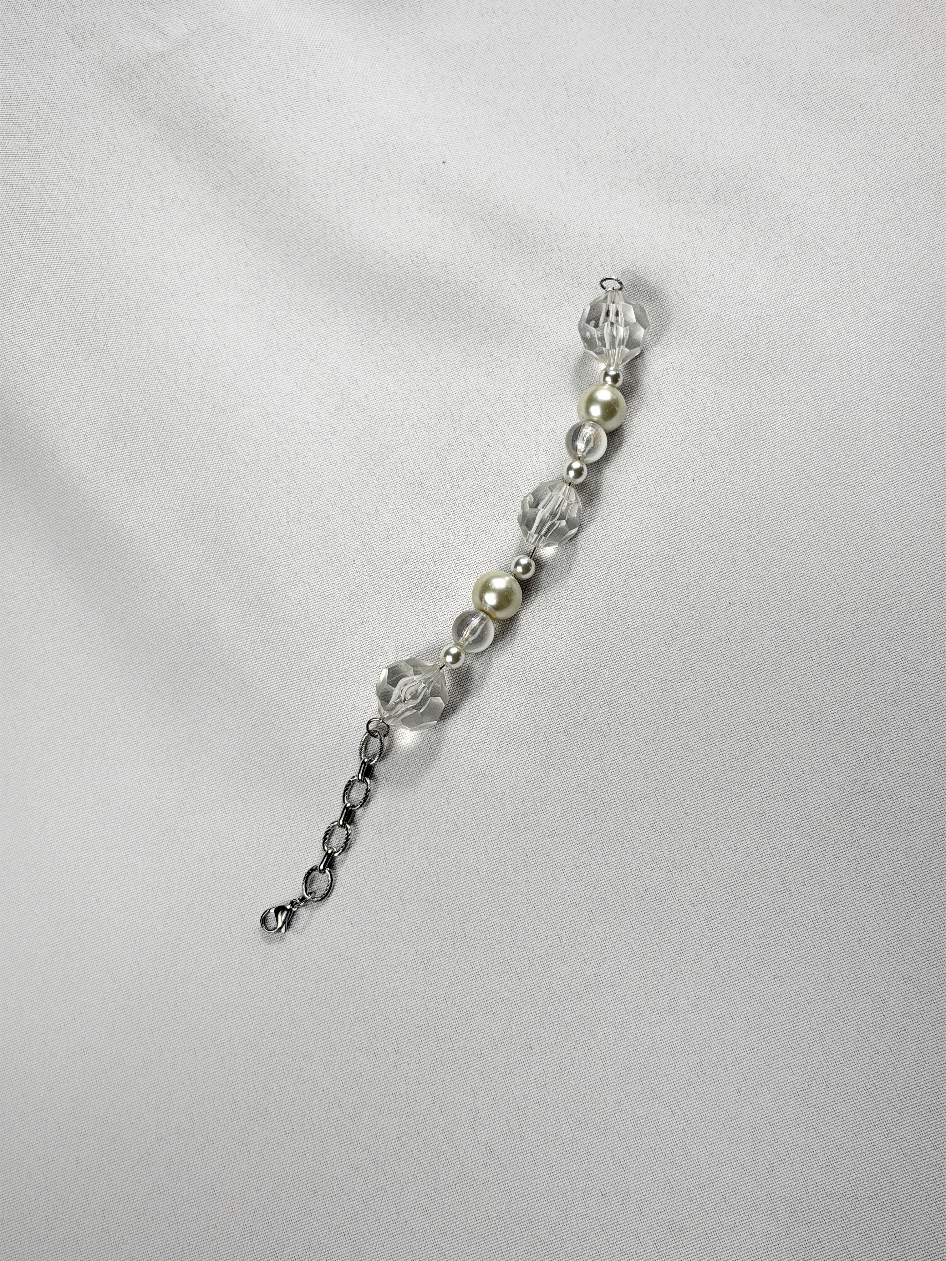Bracelet argenté en perles