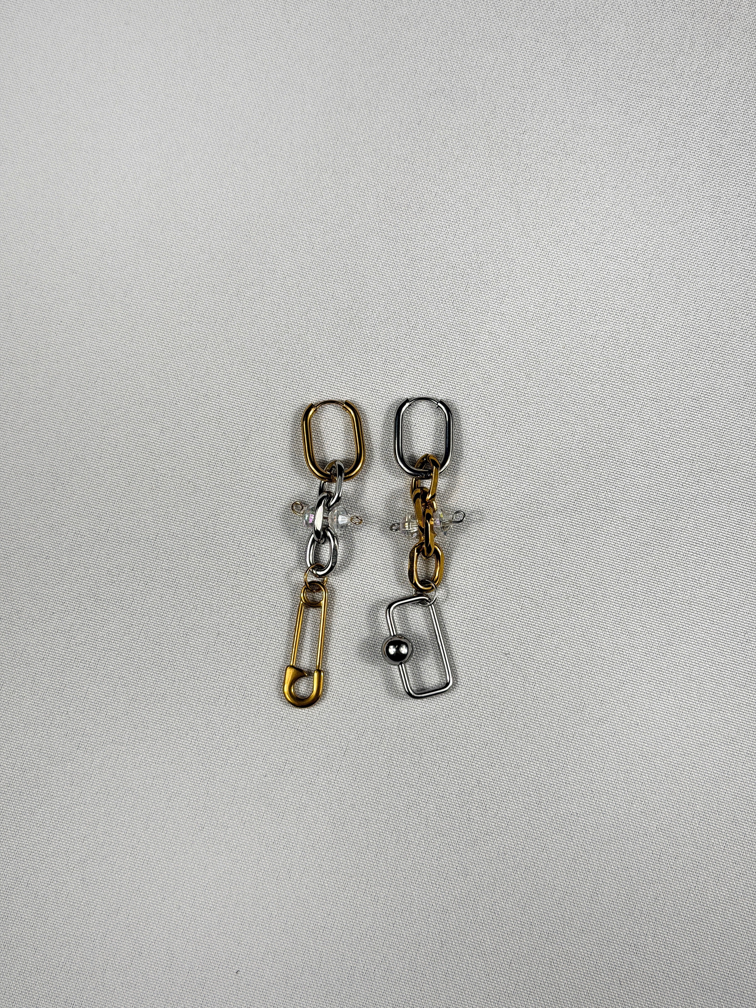 Paire de boucles d’oreilles mix doré & argenté