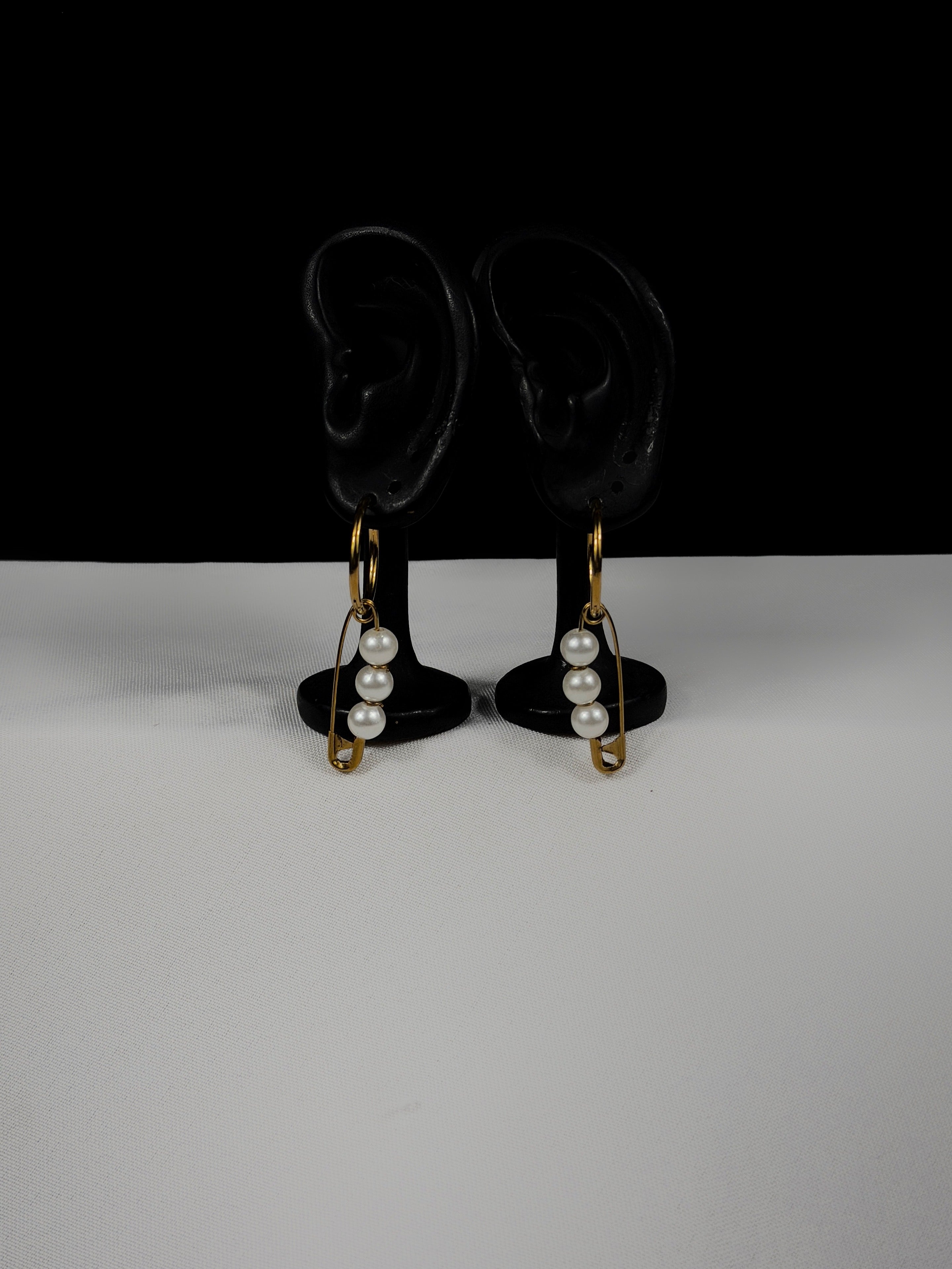 Paire de boucles d’oreilles doré