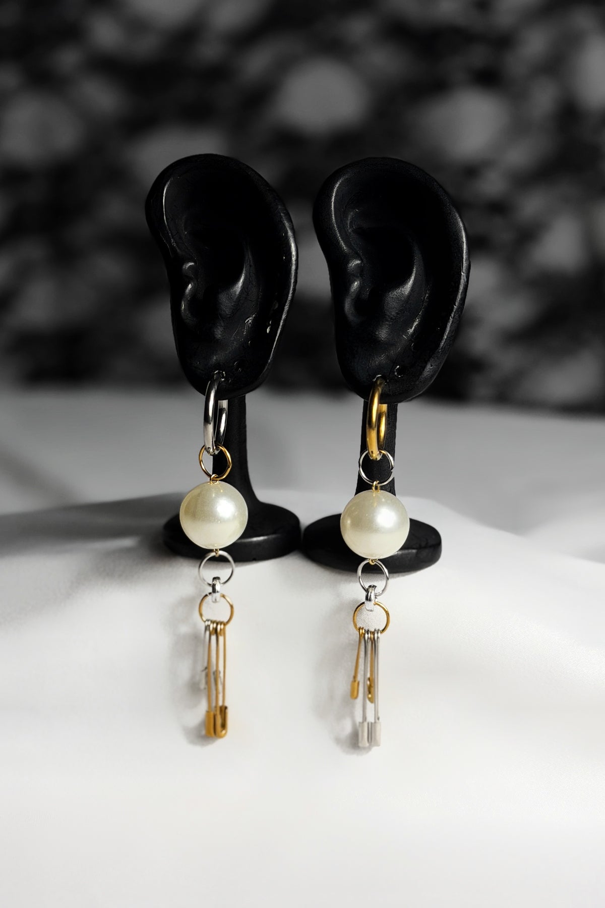 Paire de boucles d’oreilles mix doré & argenté