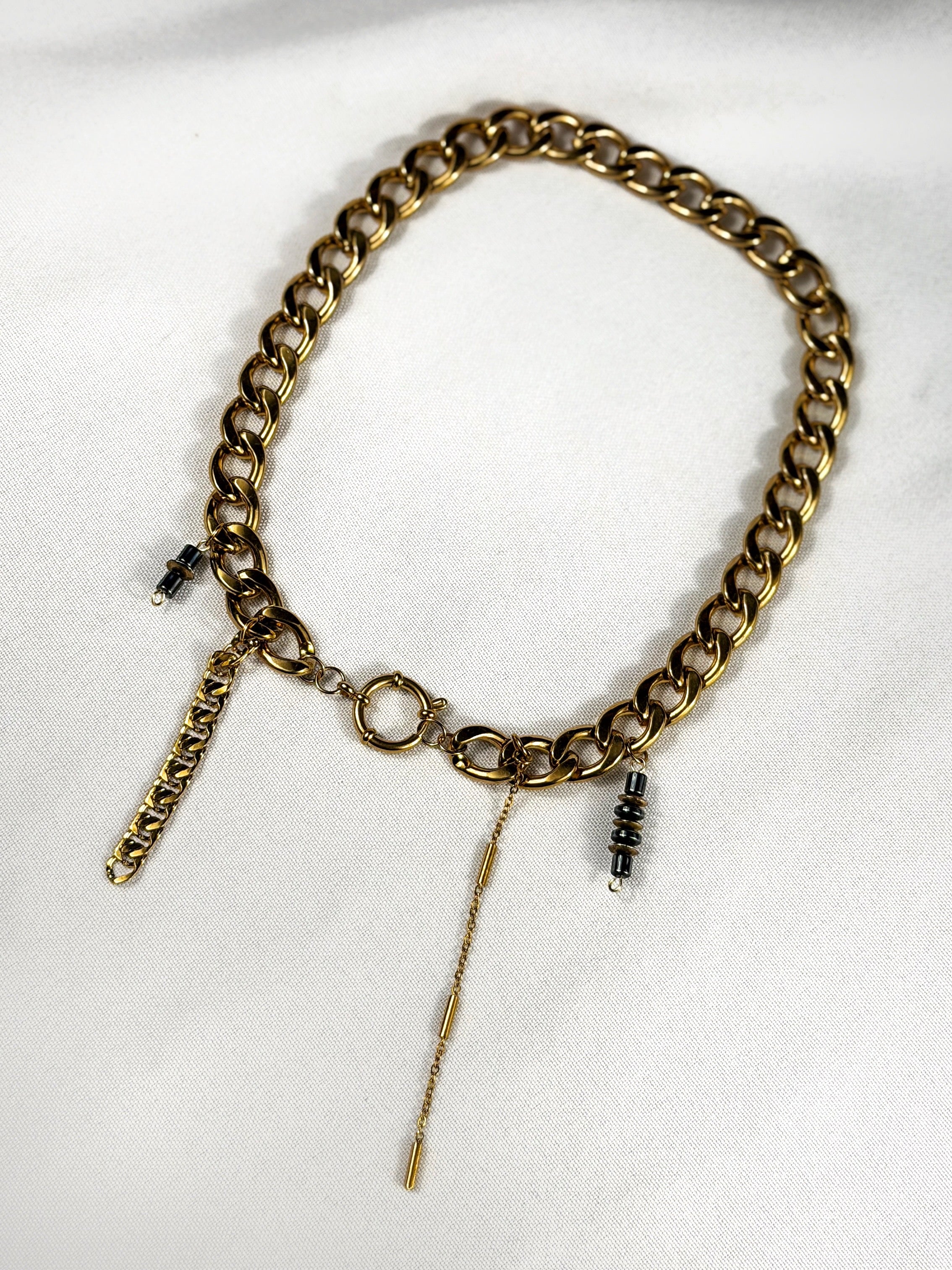Collier doré